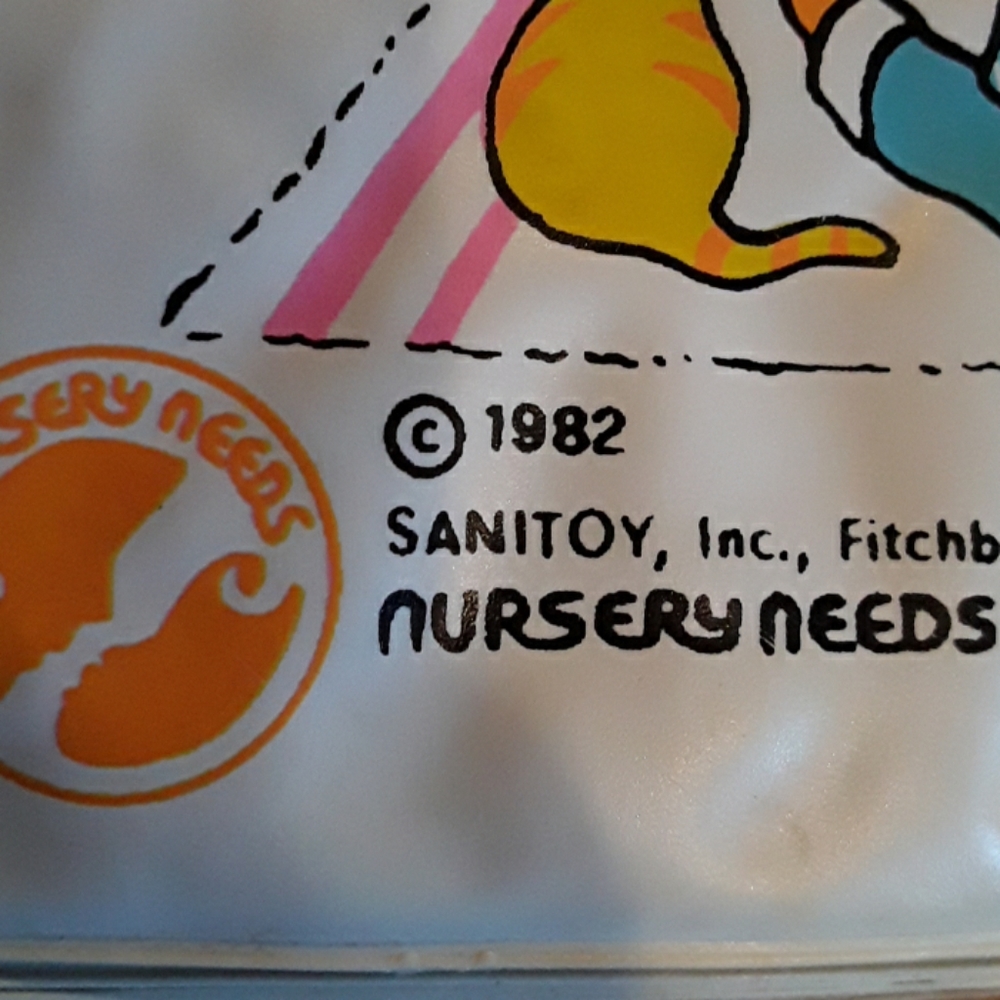 IN MY HOUSE  , VINYL STORYBOOK.  1982. - Picture 7 of 7